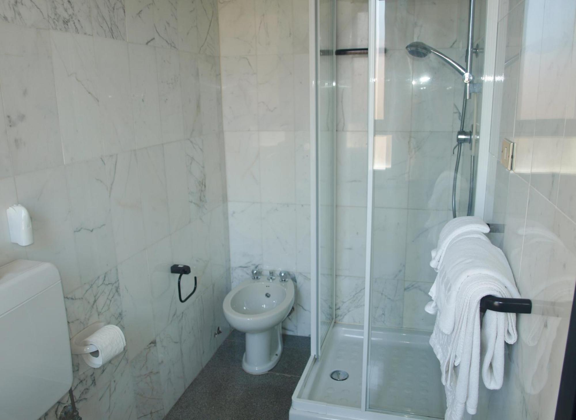 לה מדלנה Hotel La Conchiglia חדר תמונה