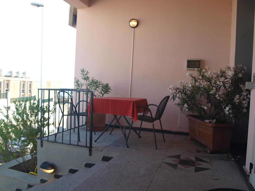 לה מדלנה Hotel La Conchiglia מראה חיצוני תמונה